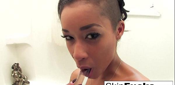  Ebony Skin Diamond&039;s sexy and naughty bath playtime!